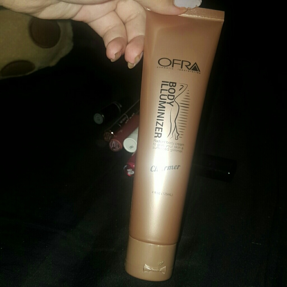 Ofra body illuminizor